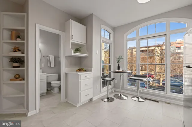 $995,000 | 3110 9th Road North, Arlington, VA 22201