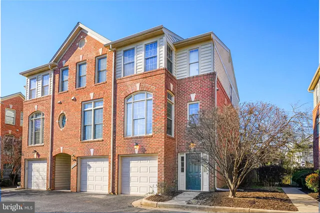 $995,000 | 3110 9th Road North, Arlington, VA 22201