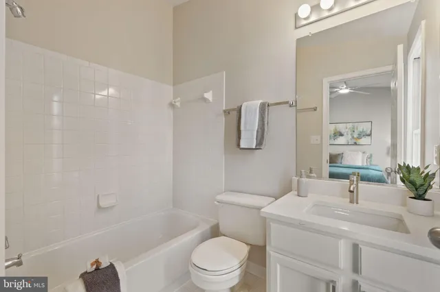 $995,000 | 3110 9th Road North, Arlington, VA 22201