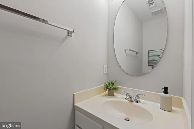 $995,000 | 3110 9th Road North, Arlington, VA 22201