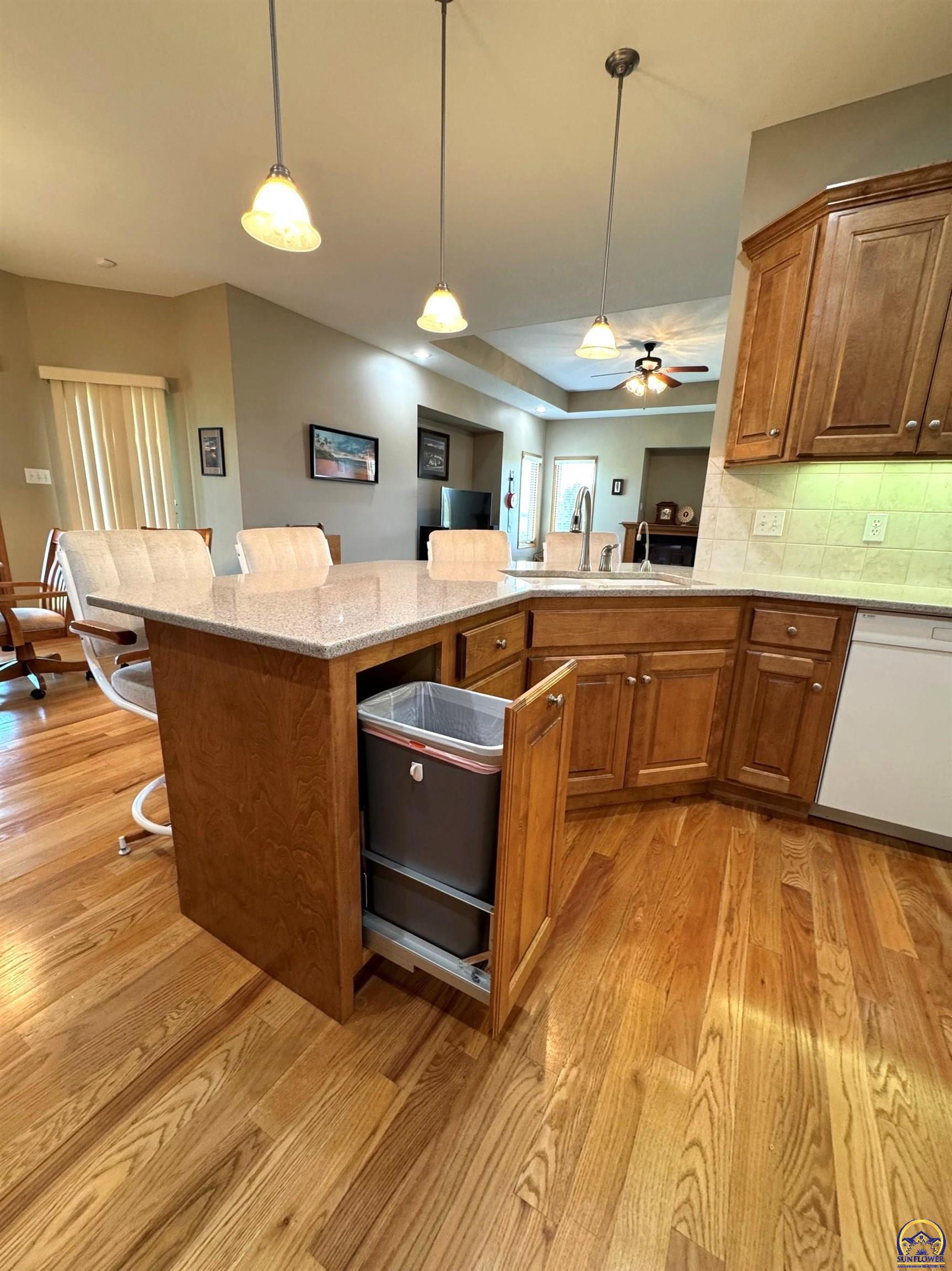 5230 Southwest Knudsen Road Topeka, KS 66610 - Photo 14 of 44