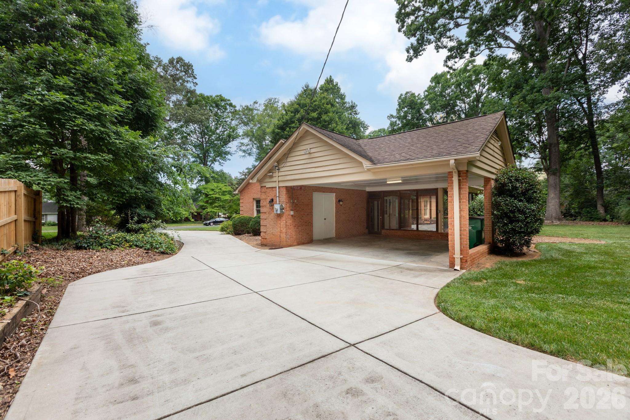 5511 Robinhood Road Charlotte, NC 28211 - Photo 43 of 48 Gallery Image 43