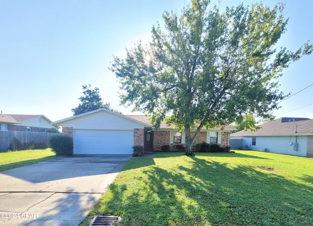 $1,950 | 1425 South Gay Avenue, Panama City, FL 32404