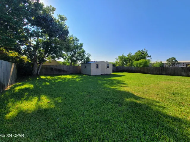$1,950 | 1425 South Gay Avenue, Panama City, FL 32404