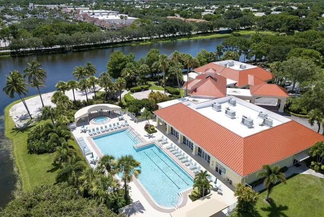 $290,000 | 381 Northwest Sherry Lane, Port St. Lucie, FL 34986