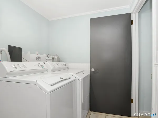 $639,900 | 16 Deepdene Road, Trumbull, CT 06611