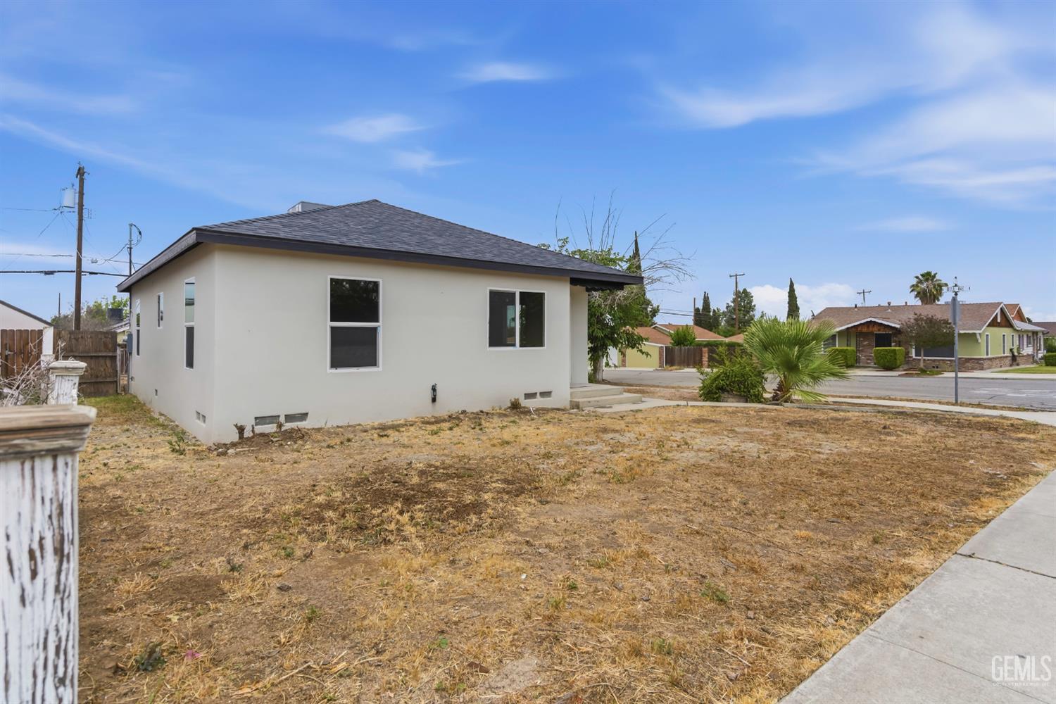 Undisclosed Address Taft, CA 93268 - Photo 4 of 30