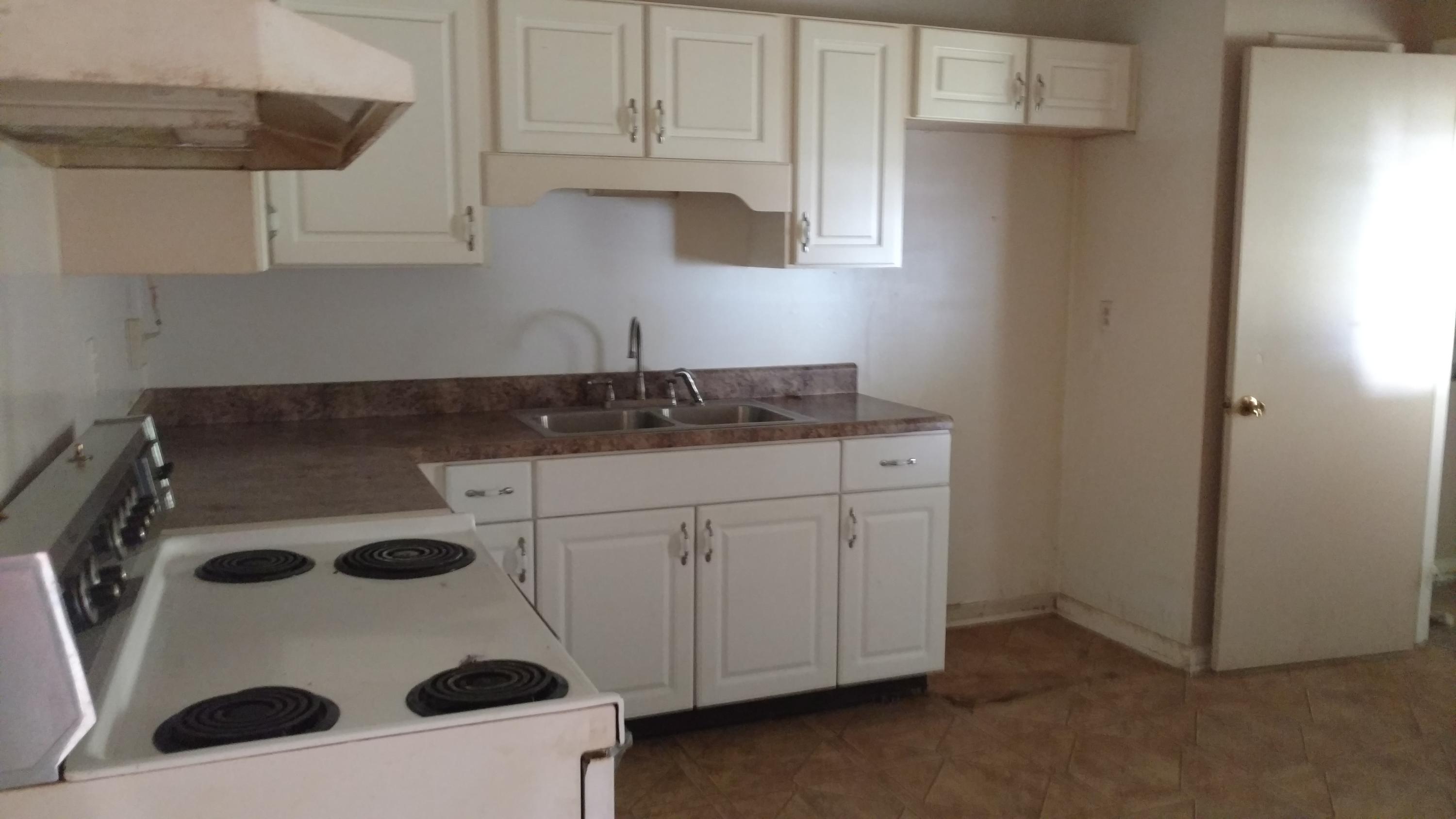 809 Gadd Road Hixson, TN 37343 - Photo 4 of 22 kitchen-unit 1