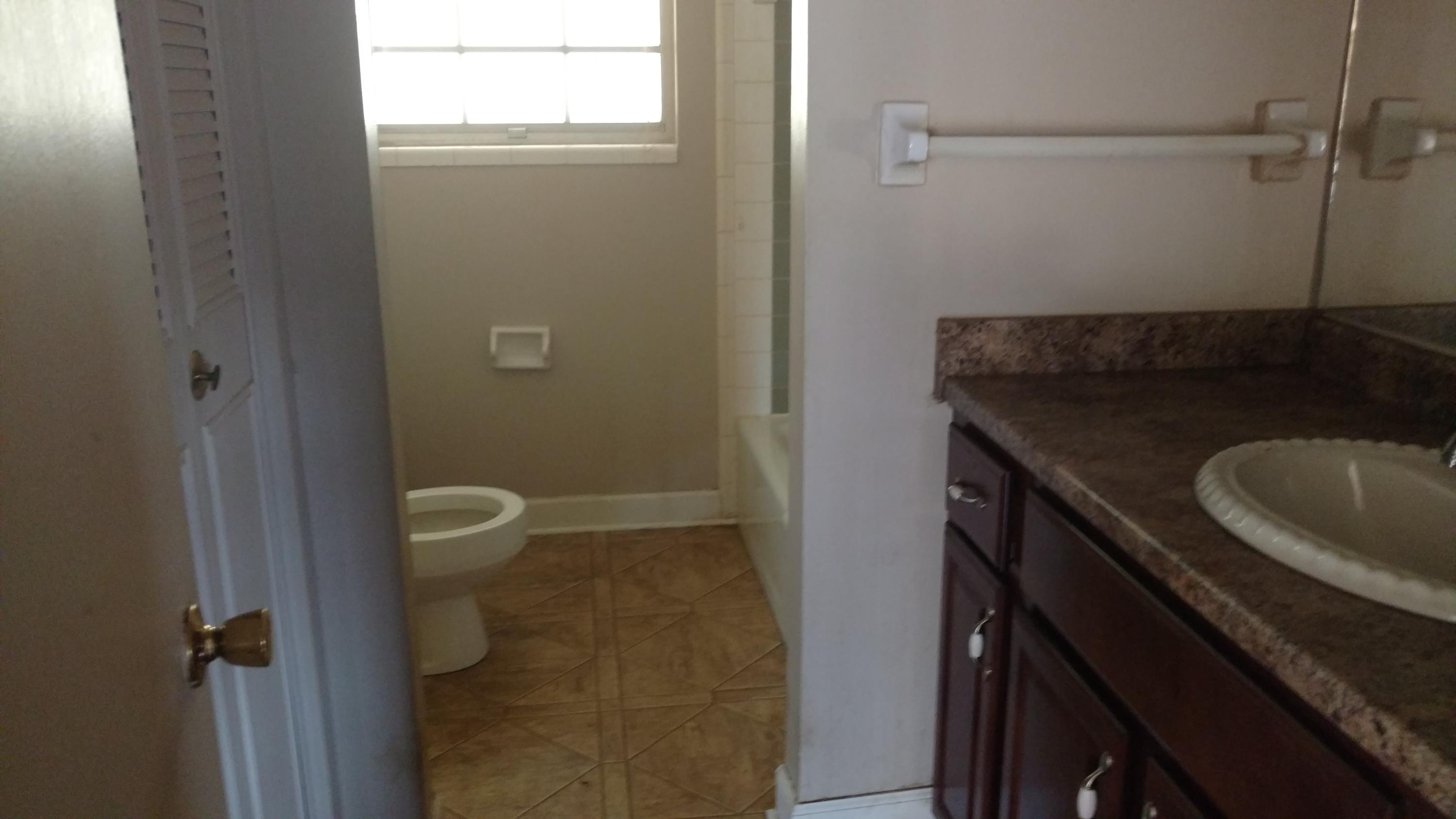809 Gadd Road Hixson, TN 37343 - Photo 7 of 22 bathroom -unit 1