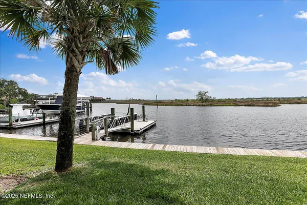 $995,000 | 2260 Beach Boulevard, Jacksonville Beach, FL 32250