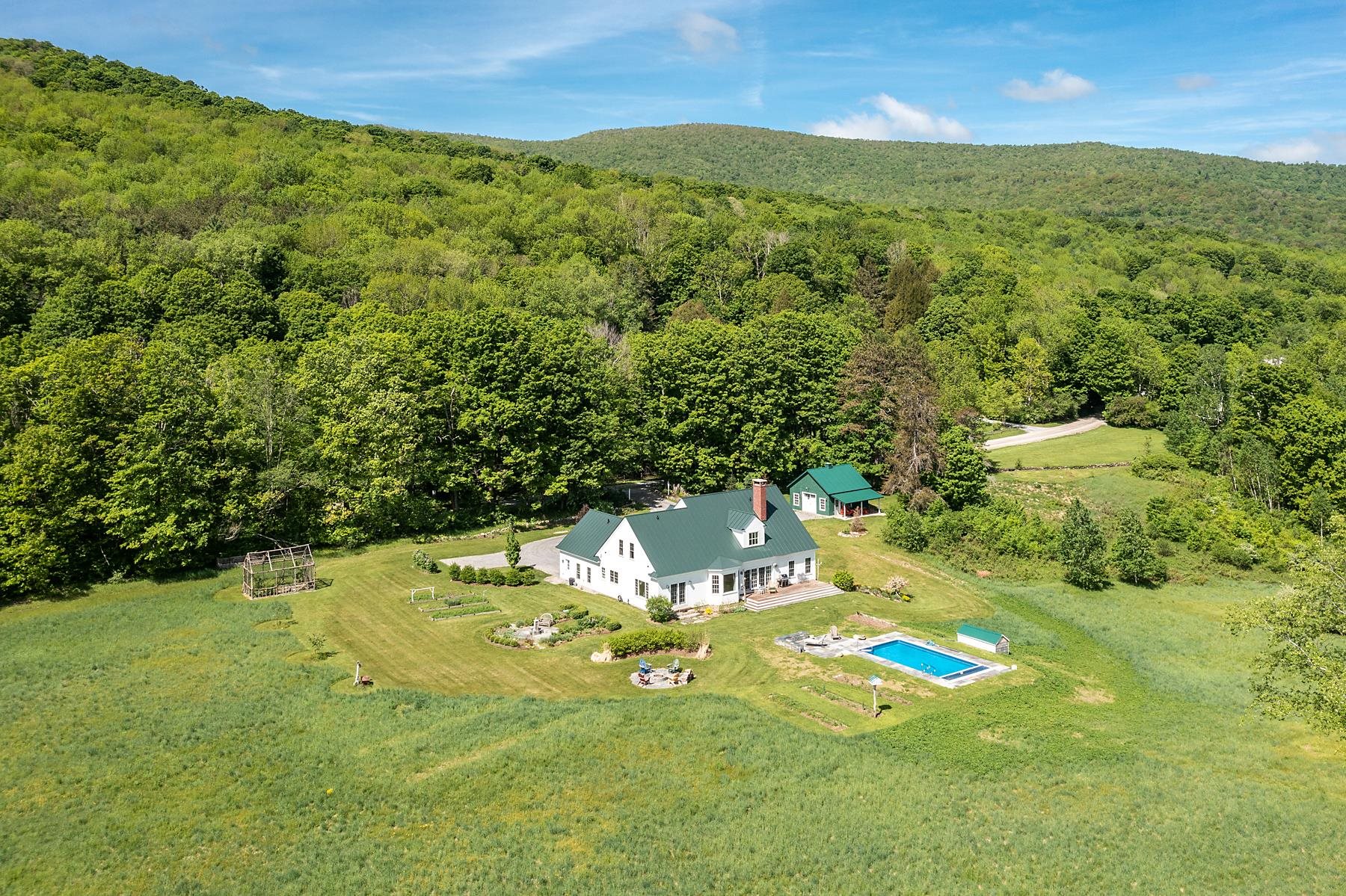 224 Foote Road Dorset, VT 05251 - Photo 8 of 37 Gallery Image 8