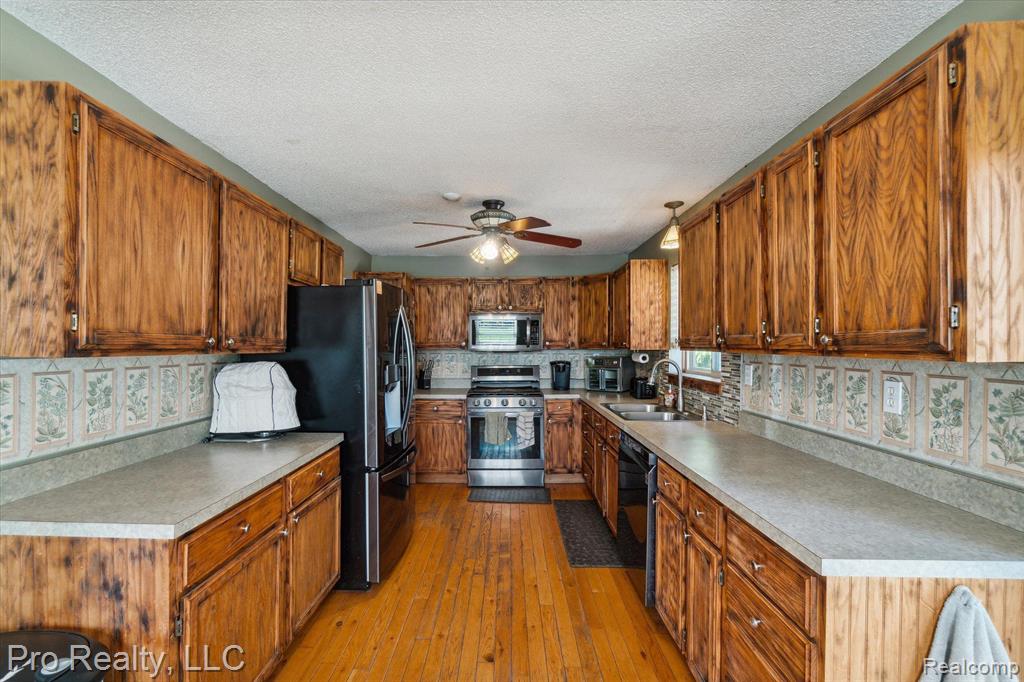 12607 South Reed Road Byron, MI 48418 - Photo 19 of 58