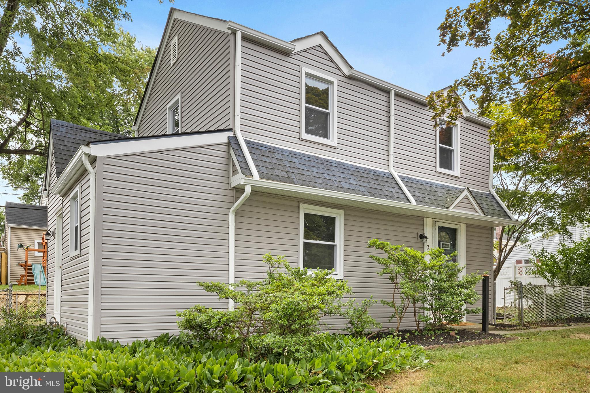734 Thorndale Road Aldan, PA 19018 - Photo 3 of 23 Gallery Image 3