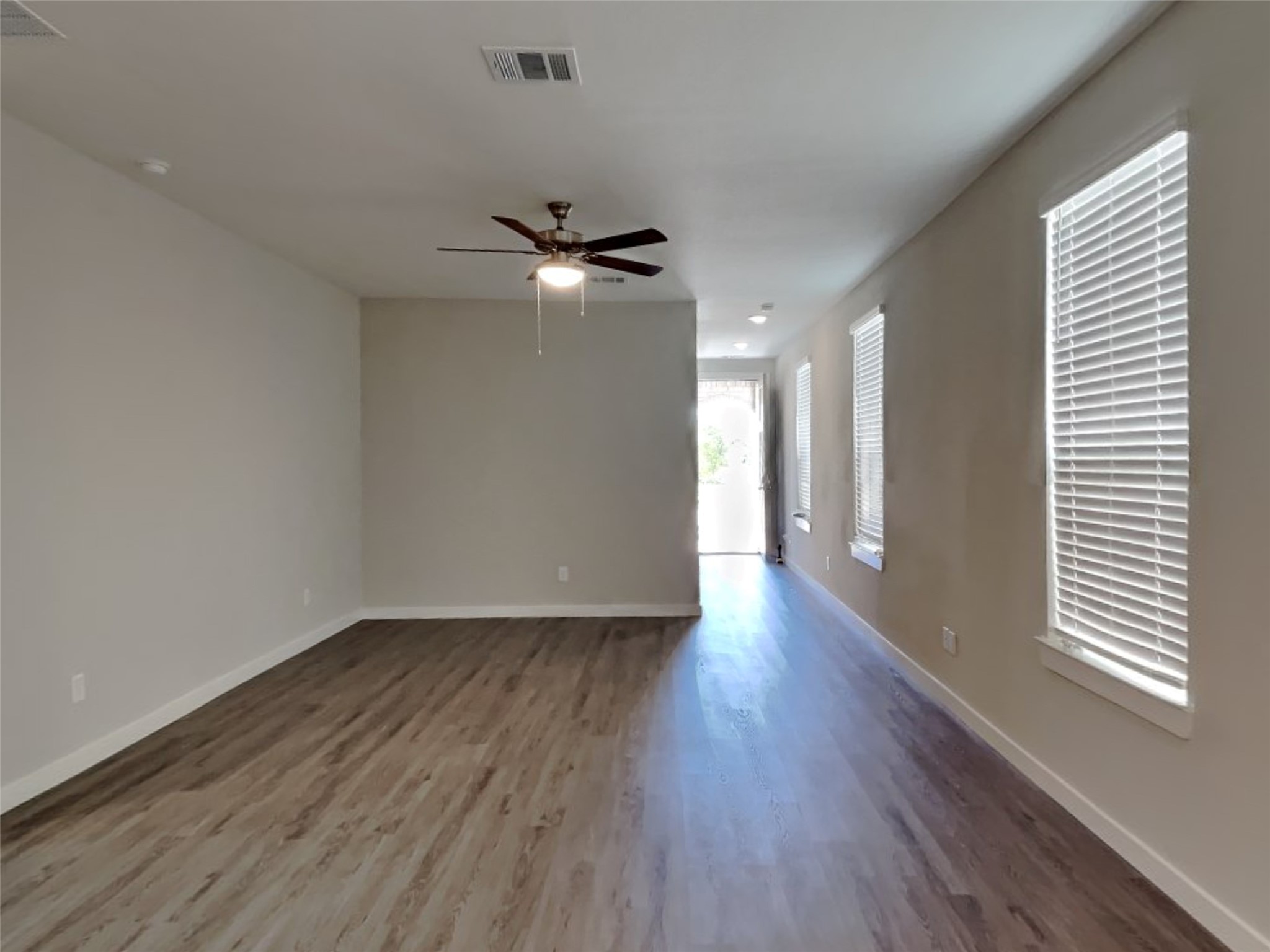 2411 Foster Hl Road Richmond, TX 77469 - Photo 2 of 16