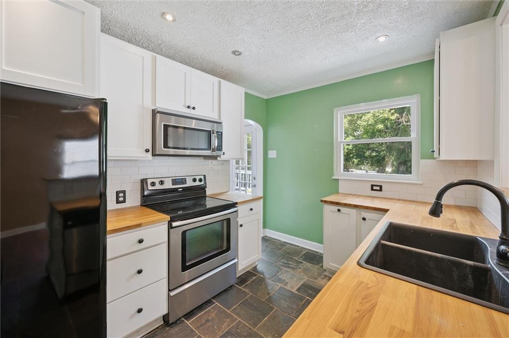 2906 Brodhead Road Aliquippa, PA 15001 - Photo 10 of 36 Gallery Image 10