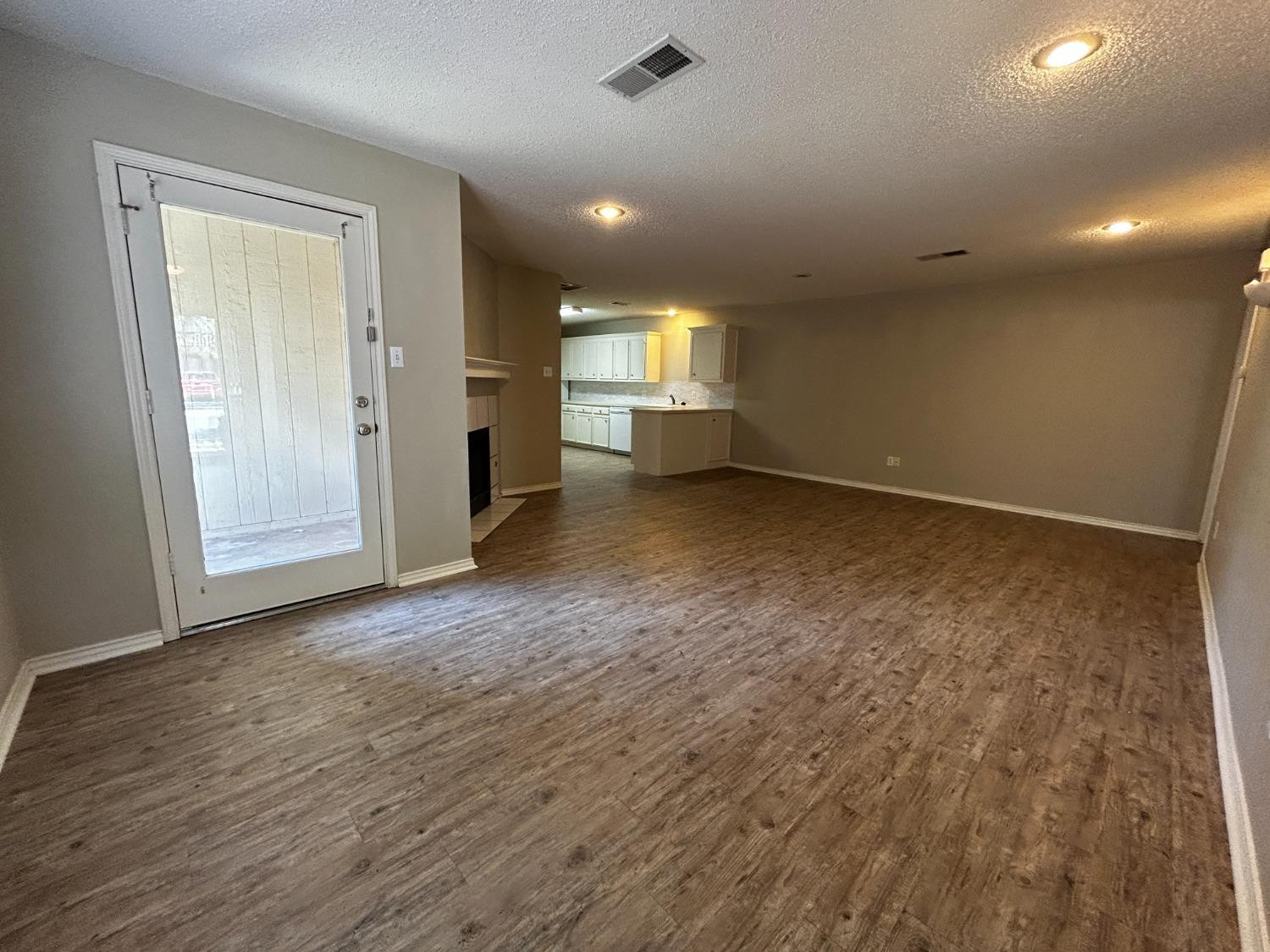 8234 Raleigh Avenue Lubbock, TX 79424 - Photo 2 of 18 Photo 2