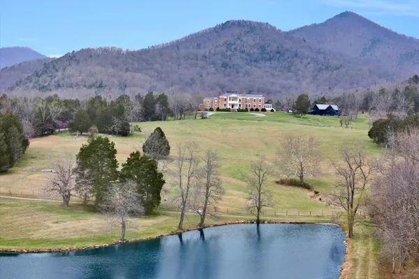 $5,499,950 | 1066 Greyledge Road, Buchanan, VA 24066