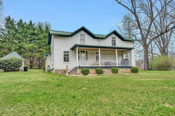 $5,499,950 | 1066 Greyledge Road, Buchanan, VA 24066
