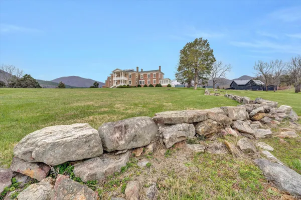 $5,499,950 | 1066 Greyledge Road, Buchanan, VA 24066