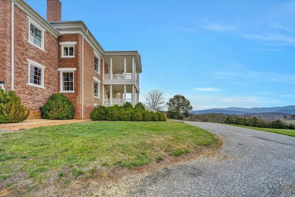 $5,499,950 | 1066 Greyledge Road, Buchanan, VA 24066