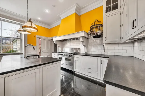 $5,499,950 | 1066 Greyledge Road, Buchanan, VA 24066