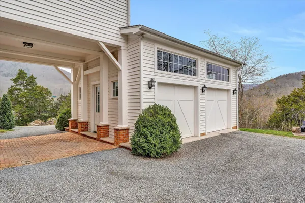 $5,499,950 | 1066 Greyledge Road, Buchanan, VA 24066