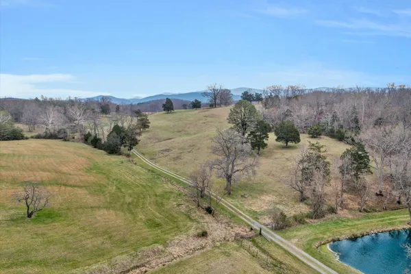 $5,499,950 | 1066 Greyledge Road, Buchanan, VA 24066