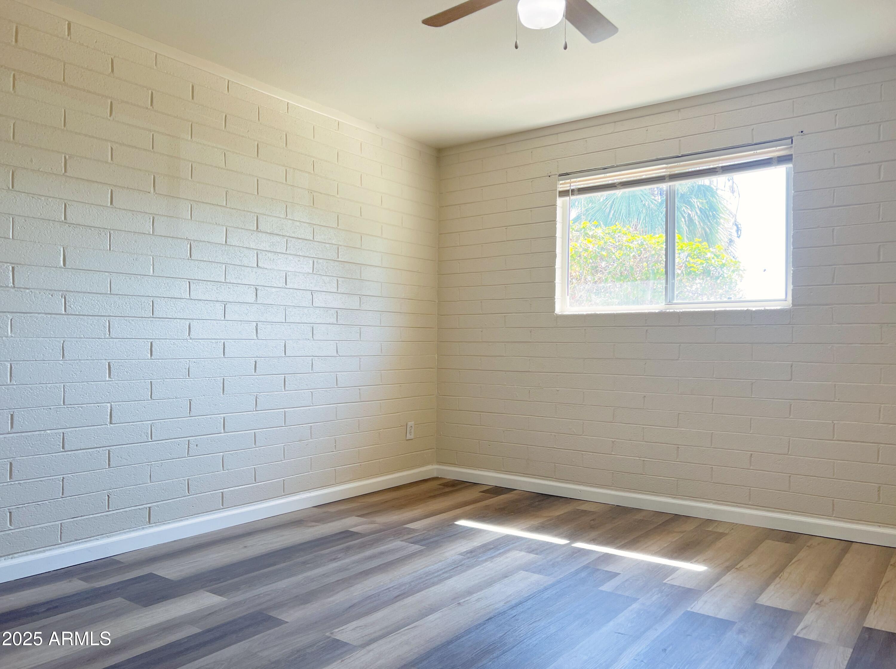 1240 West Dunlap Avenue, Unit 15 Phoenix, AZ 85021 - Photo 6 of 9 IMG_4263