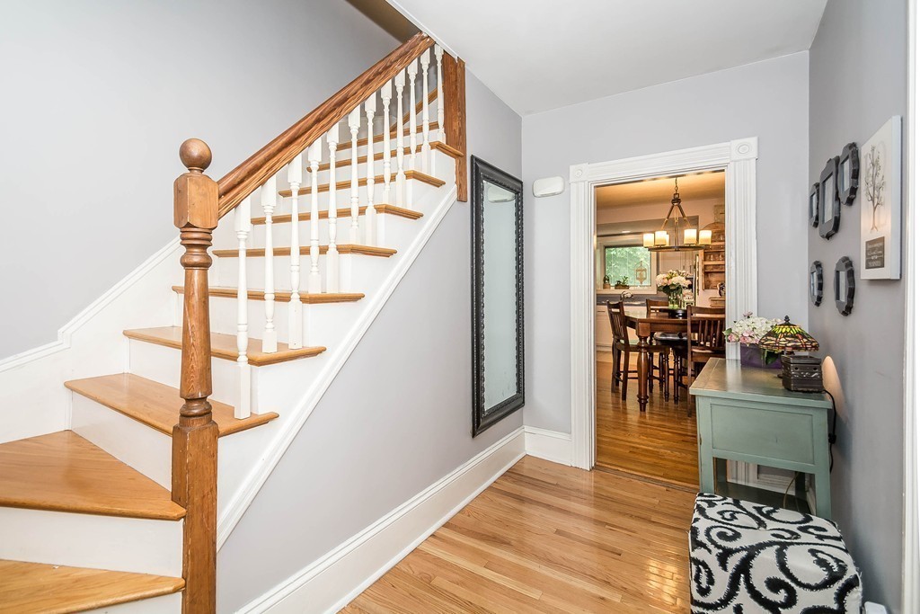 14 Burnham Road Andover, MA 01810 - Photo 8 of 30 Gallery Image 8