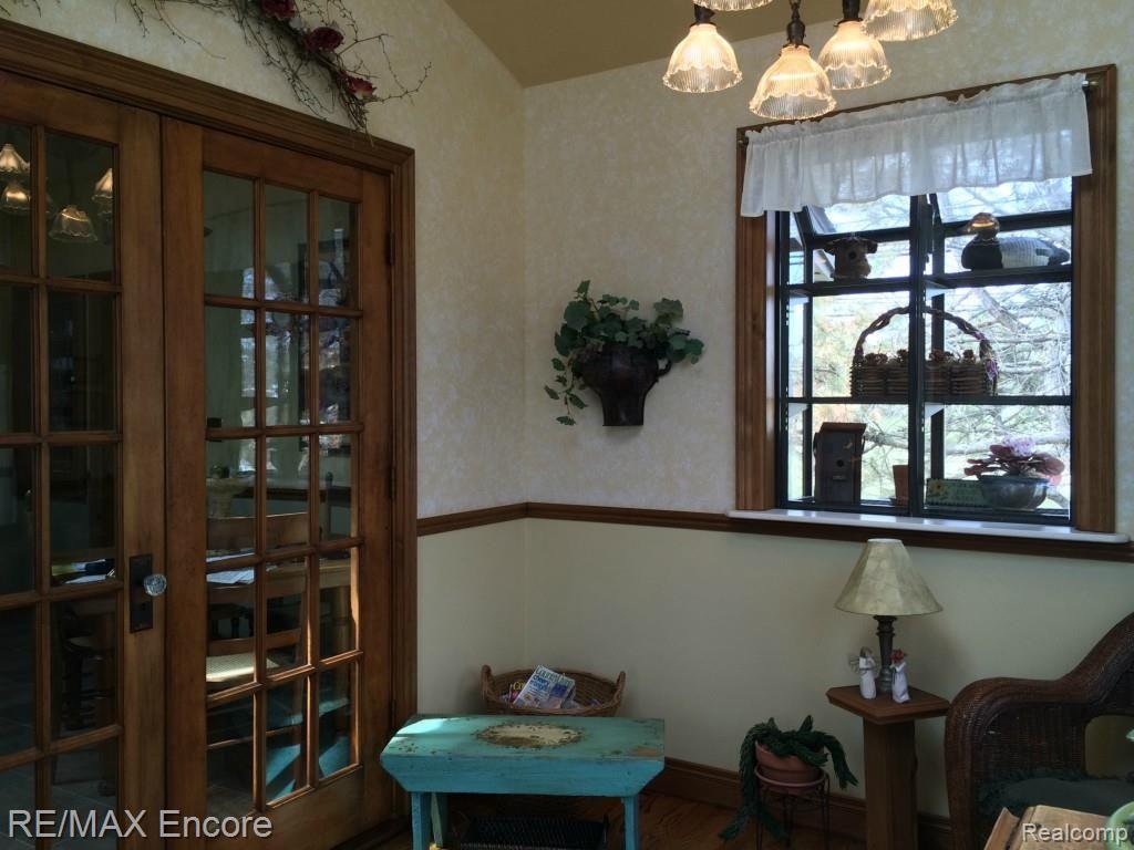 8010 Torrey Road Grand Blanc, MI 48439 - Photo 17 of 48 French doors to kitchen and dining area