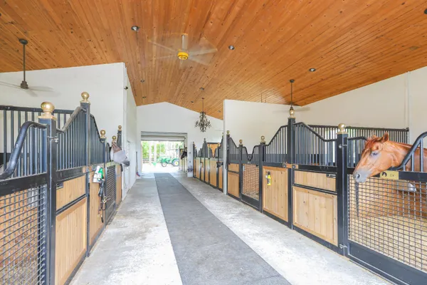 $15,000 | 13230 Running Water Road, Palm Beach Gardens, FL 33418