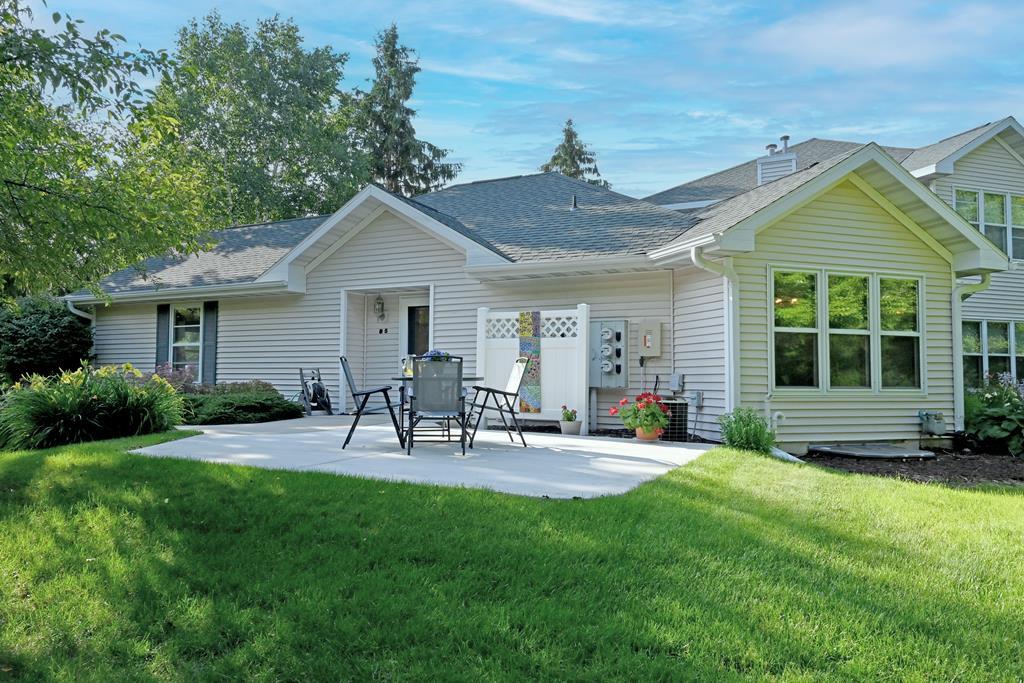 2232 Mill Road, Unit B5 Sister Bay, WI 54234 - Photo 14 of 19