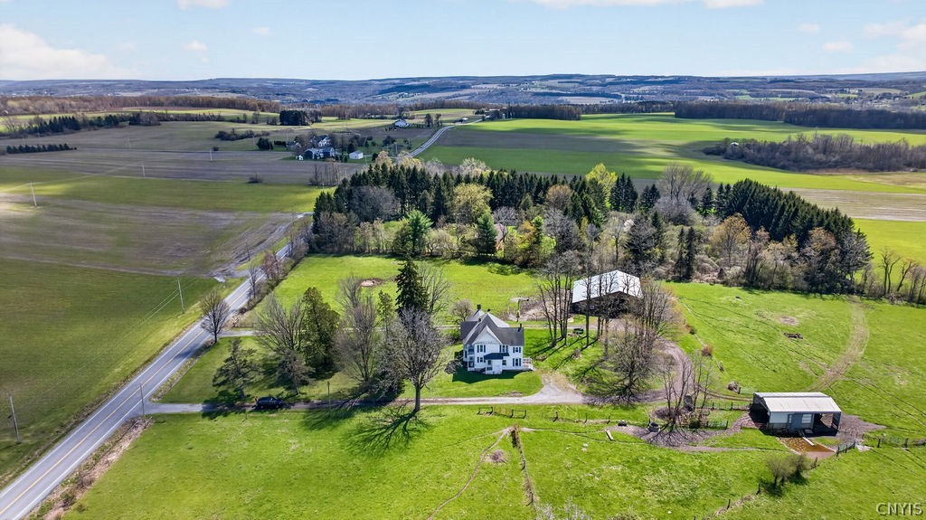 2375 Benson Road Skaneateles, NY 13152 - Photo 2 of 48