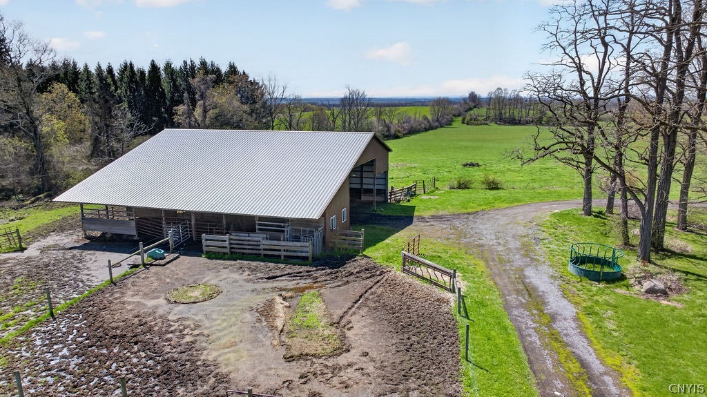 2375 Benson Road Skaneateles, NY 13152 - Photo 35 of 48