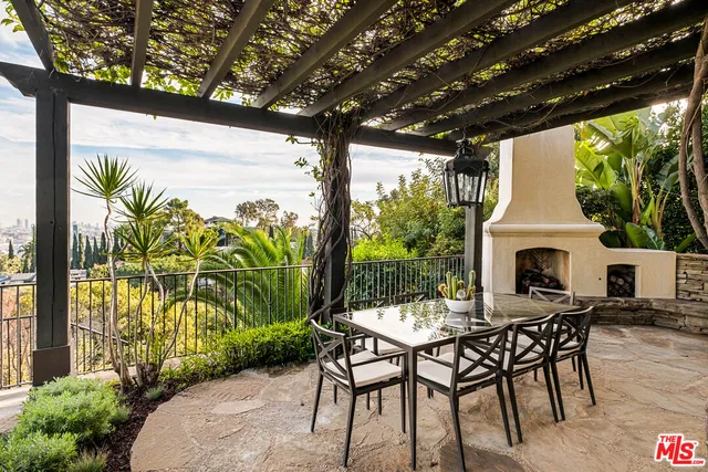 $4,399,000 | 7020 La Presa Drive, Los Angeles, CA 90068