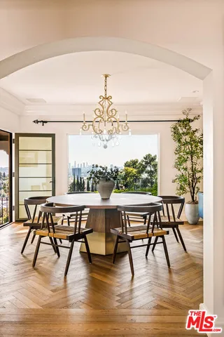 $4,399,000 | 7020 La Presa Drive, Los Angeles, CA 90068