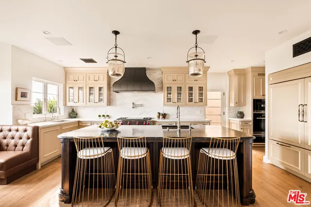 $4,399,000 | 7020 La Presa Drive, Los Angeles, CA 90068