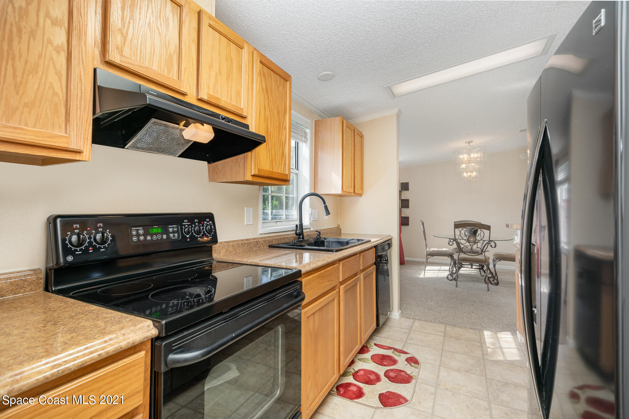 7050 Bismark Road Cocoa, FL 32927 - Photo 17 of 22 Sleek Appliances