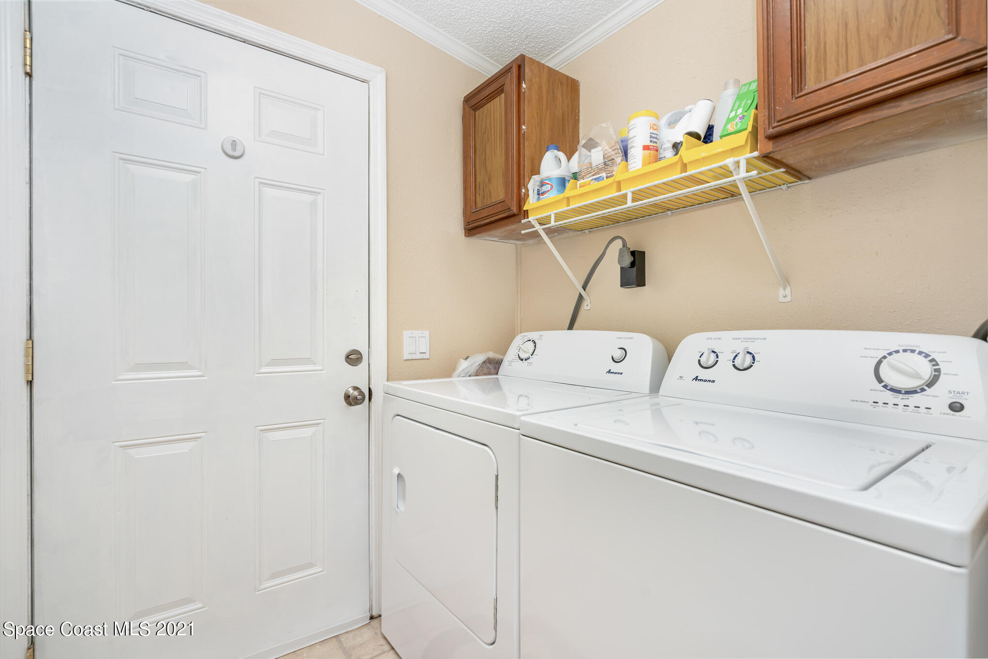 7050 Bismark Road Cocoa, FL 32927 - Photo 18 of 22 Laundry