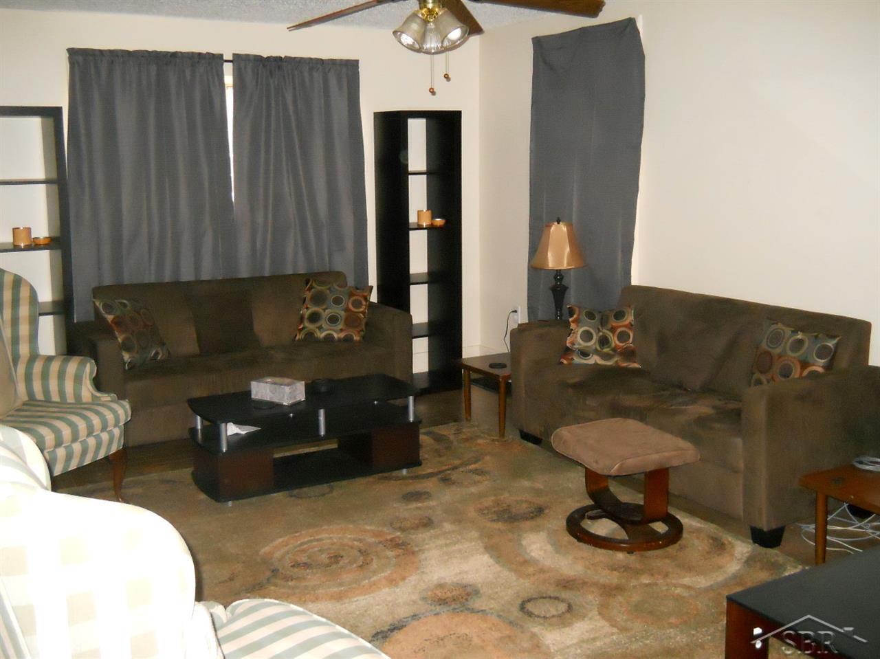 1260 South Center Road Saginaw, MI 48638 - Photo 9 of 12 31288444-8.JPG