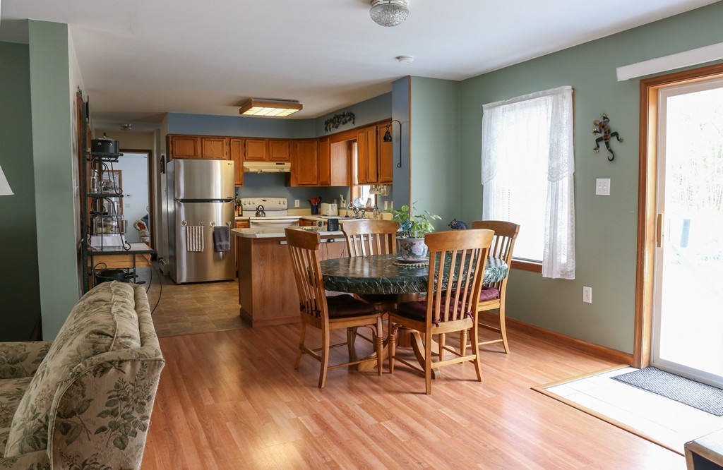 505 Lampblack Road Greenfield, MA 01301 - Photo 5 of 20 Gallery Image 5