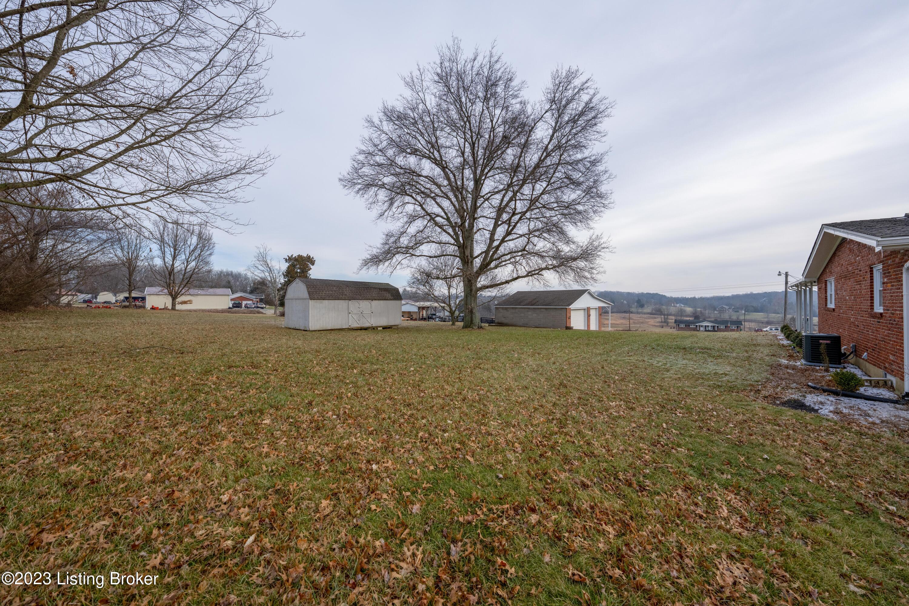170 Waterford Road Mount Washington, KY 40047 - Photo 31 of 37 170 Waterford Rd-31