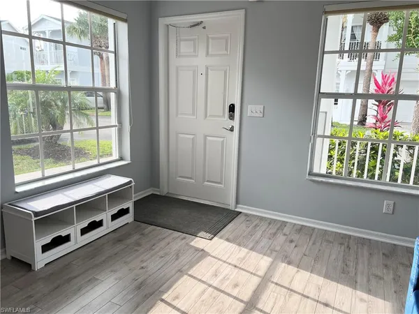 $2,700 | 3264 Amanda Lane, Unit 4, Naples, FL 34109