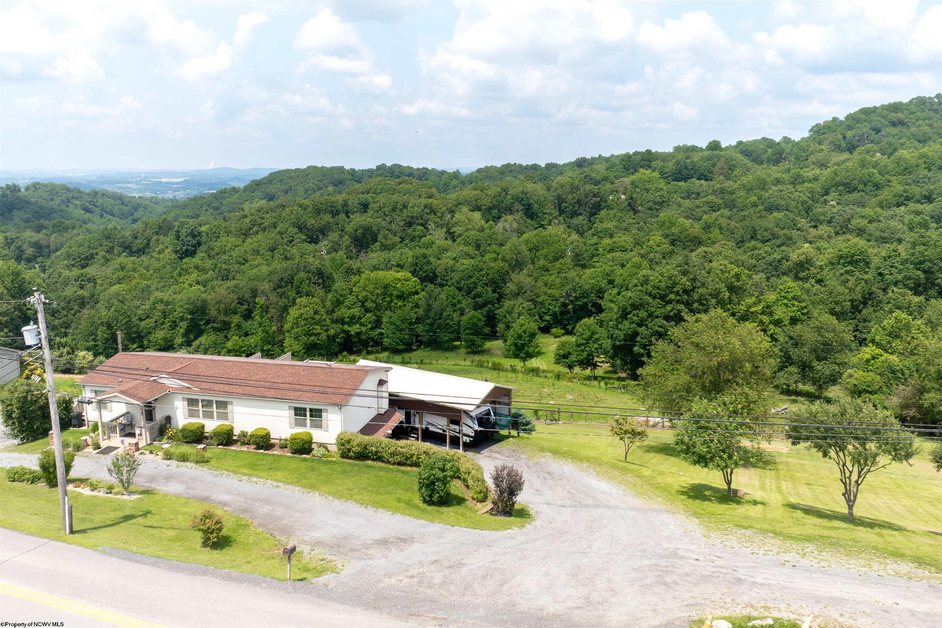 1163 Summers School Road Morgantown, WV 26508 - Photo 4 of 47 Gallery Image 4