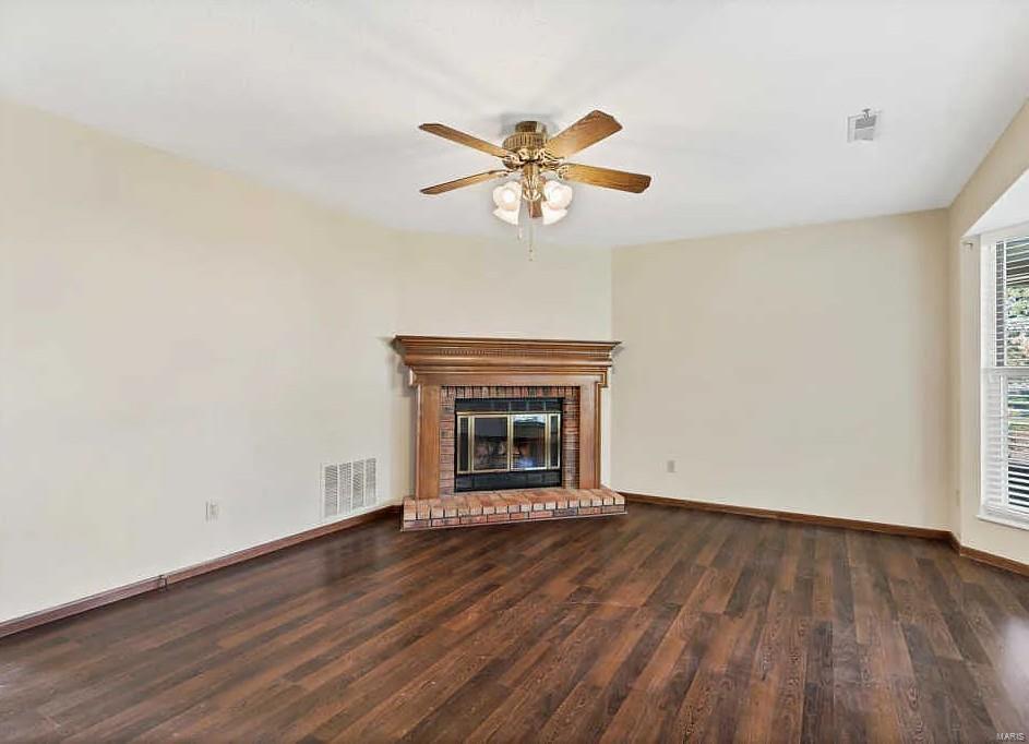 1241 Monaco Lane St. Charles, MO 63303 - Photo 3 of 19