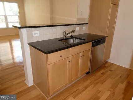 $1,900 | 11750 Old Georgetown Road, Unit 2320, North Bethesda, MD 20852