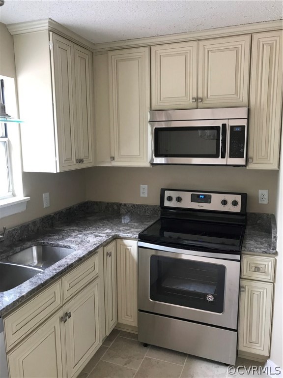 4024 Bolling Road Richmond, VA 23223 - Photo 4 of 21 Gallery Image 4