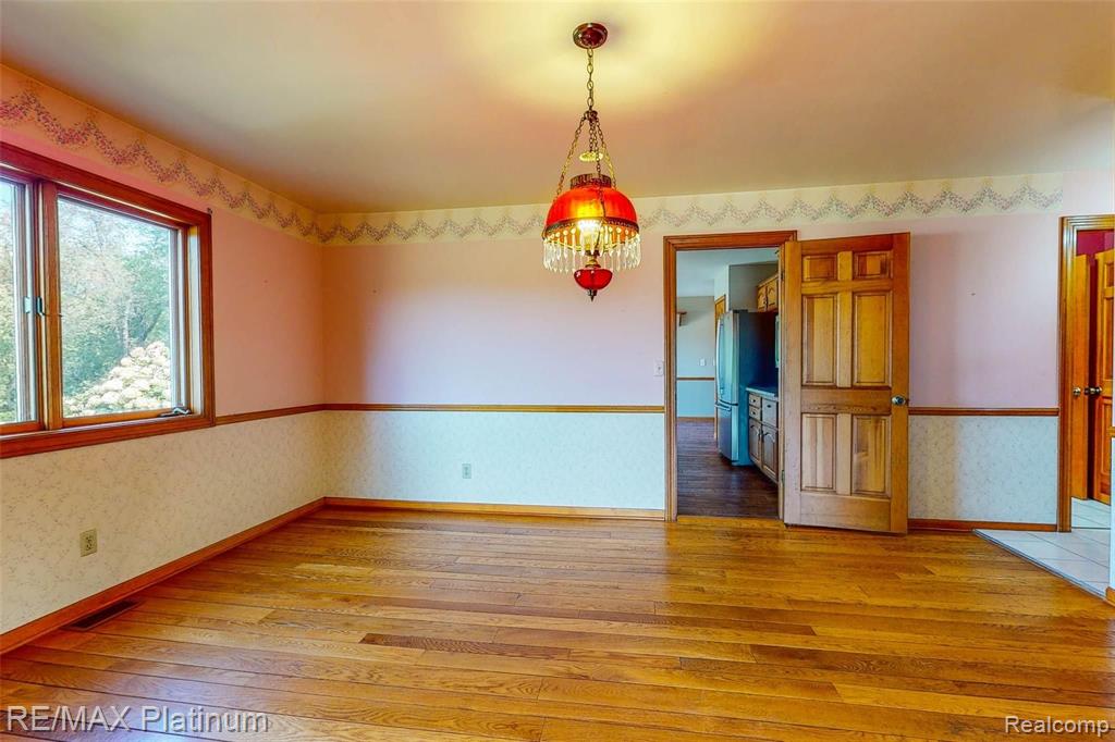 7498 Silver Lake Road Linden, MI 48451 - Photo 14 of 59