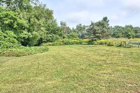 13239 Rohn Road Fenton, MI 48430 - Photo 28 of 28 20448209-27.JPG