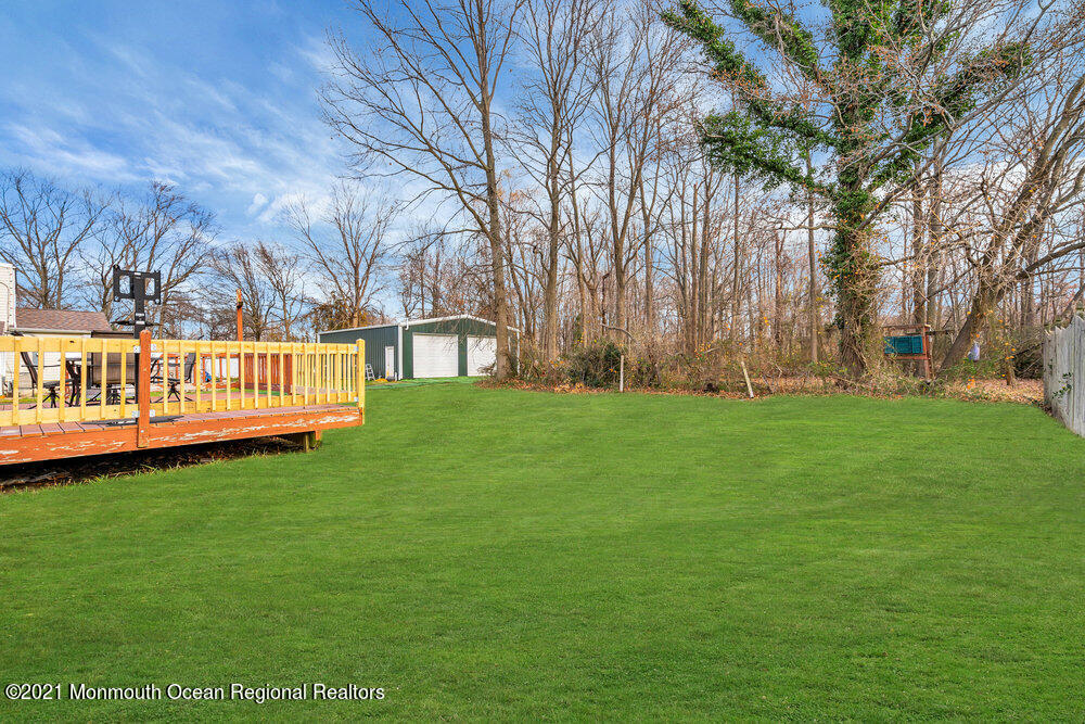 8 Carriage Road North Hazlet, NJ 07730 - Photo 17 of 52 039_dsc01597-1